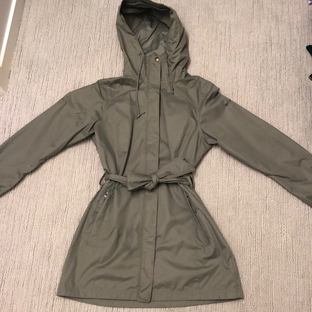 Columbia Rain Jacket
